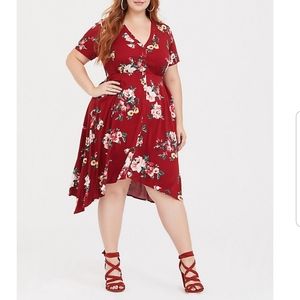 Torrid Red Floral Sharkbite Hem Shirt Dress Pocket